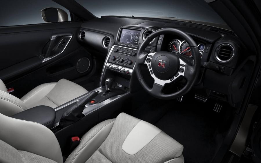  Nissan GT-R 2007 года  (фото 109 из 480)